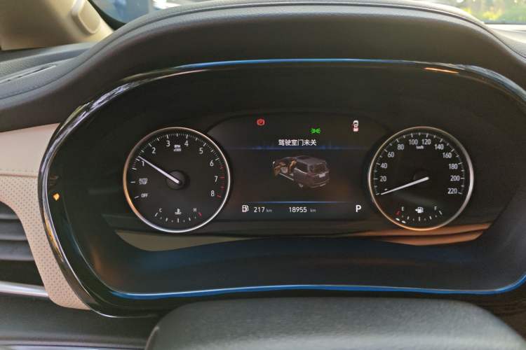 Used Buick GL8 2023 Facelifted Land Cruiser Executive Luxury Version Instrument Cluster