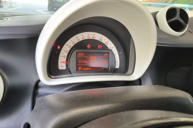 Used smart fortwo 2018 1.0L 52kW Hardtop Dynamic Version China V
