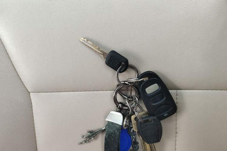Used Buick GL8 2014 2.4L Classic Edition Vehicle Key