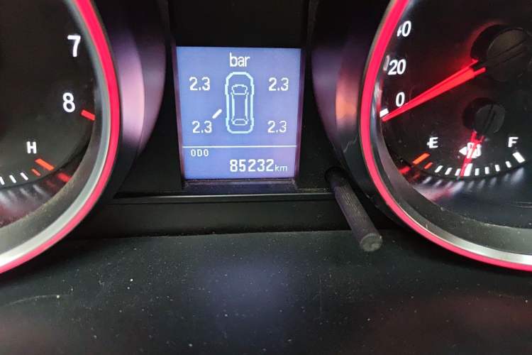 Used Haval H6 2015 Sport Edition 1.5T Manual Two-Wheel Drive Elite Model
