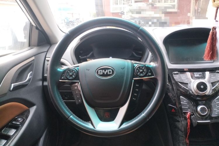 Used BYD Qin New Energy 2016 Qin EV300 Prestige Model
