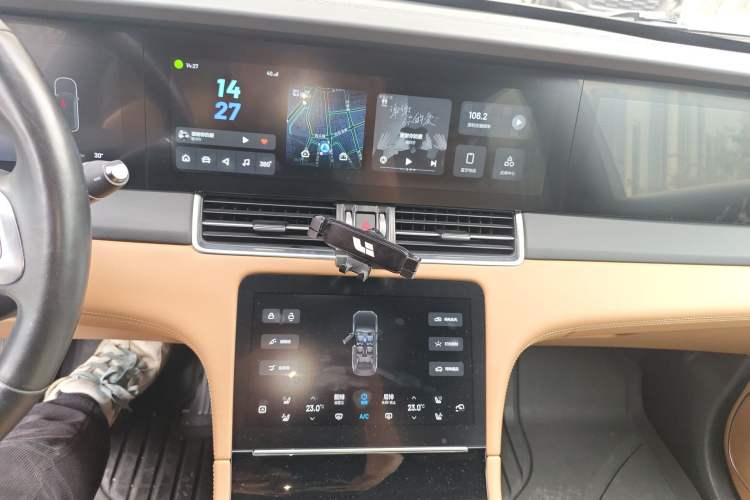 Used Li Auto ONE 2021 Extended-Range 6-Seater Version Audio And AC Panel