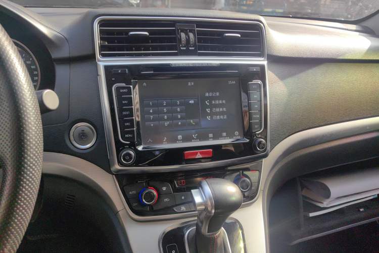 Used Haval H6 2015 Sport Edition 1.5T Automatic Two-Wheel Drive Luxury Model