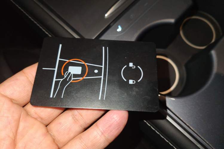 Used Tesla Model Y 2023 Rear-Wheel-Drive Version Vehicle Key