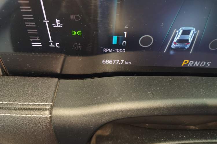 Used Ford Edge 2021 PLUS EcoBoost 245 Two-Wheel-Drive Titanium 7-Seater
