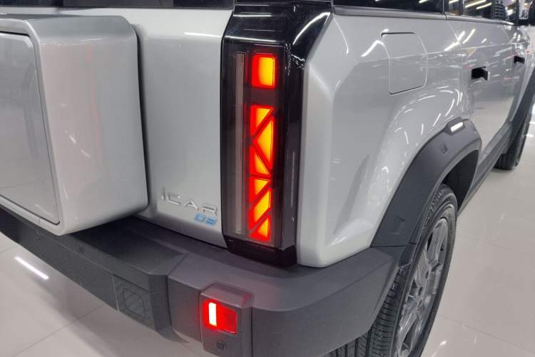 Used iCAR 03 2024 401km Two-Wheel Drive Standard Advanced Version Exterior 3