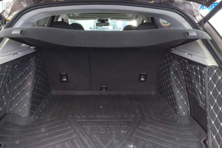 Used Lynk & Co 01 2017 2.0T Two-Wheel Drive Pro Edition