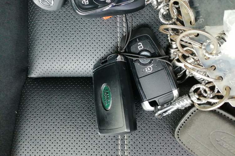 Used Land Rover Range Velar 2020 P340 R-DYNAMIC S
