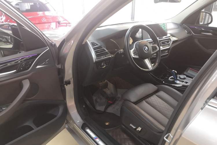 Used BMW iX3 2022 Leading Model