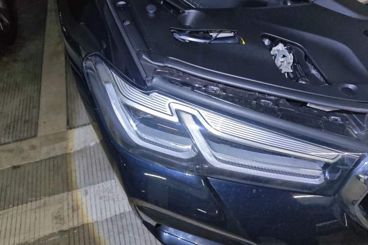 Used BMW 5 Series 2022 Restyled 530Li Leading Edition M Sport Package
