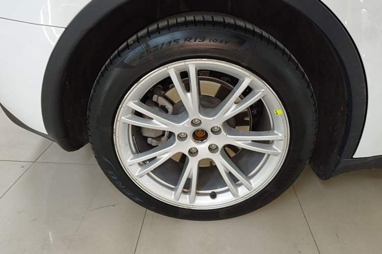 Used Tesla Model Y 2021 Standard Range Rear-Wheel Drive Version