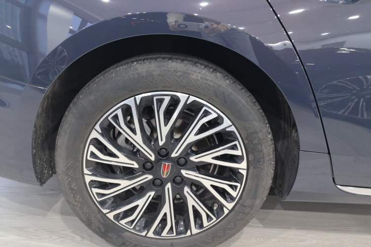 Used Hongqi H5 2024 2.0T Automatic Smart Connect Flagship Edition