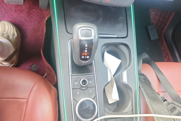 Used Cadillac XT4 2018 28T Two-Wheel Drive Tech Version