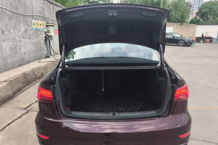 Used Audi A3 2019 Limousine 35 TFSI Fashion Edition China V standard Trunk