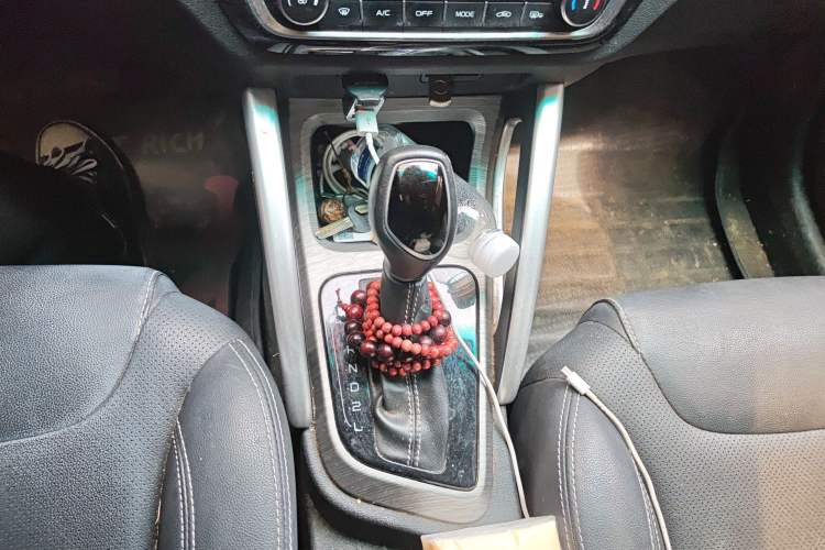 Used Geely Auto Vision X3 2017 1.5L Automatic Luxury Model Gear Lever