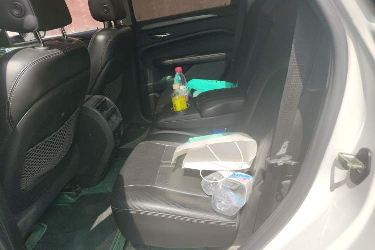 Used Cadillac SRX 2012 3.0L Comfort Model
