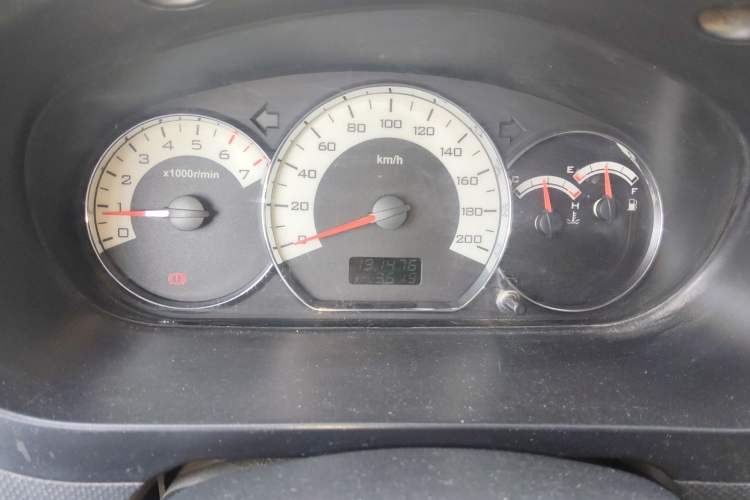 Used Wuling Hongguang 2013 1.2L S Comfort Model China IV Standard Instrument Cluster