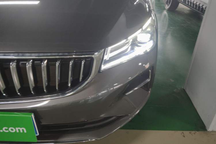 Used Geely Auto Emgrand 2026 Model 4th Generation 4 Millionth Anniversary Edition 1.5L CVT Overdrive Edition