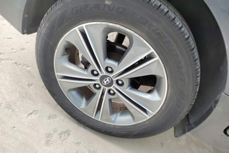 Used Hyundai ix25 2015 1.6L Automatic Two-Wheel Drive Smart GLS Trim