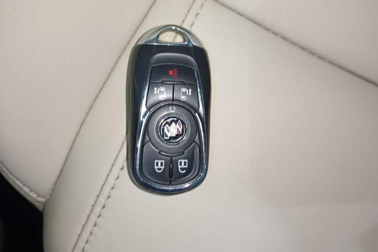 Used Buick GL8 2023 ES Lu Zun Deluxe Model