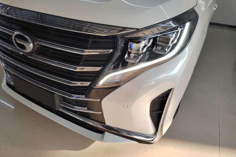 Used GAC Trumpchi M8 2023 Lingxiu Series 390T Prestige Edition Left Front Headlight