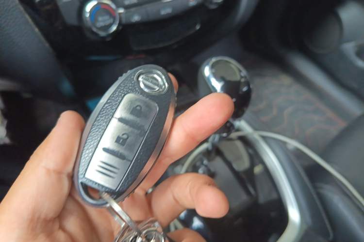 Used Nissan X-Trail 2019 2.0L CVT Smart Connect Comfort Edition 2WD Vehicle Key