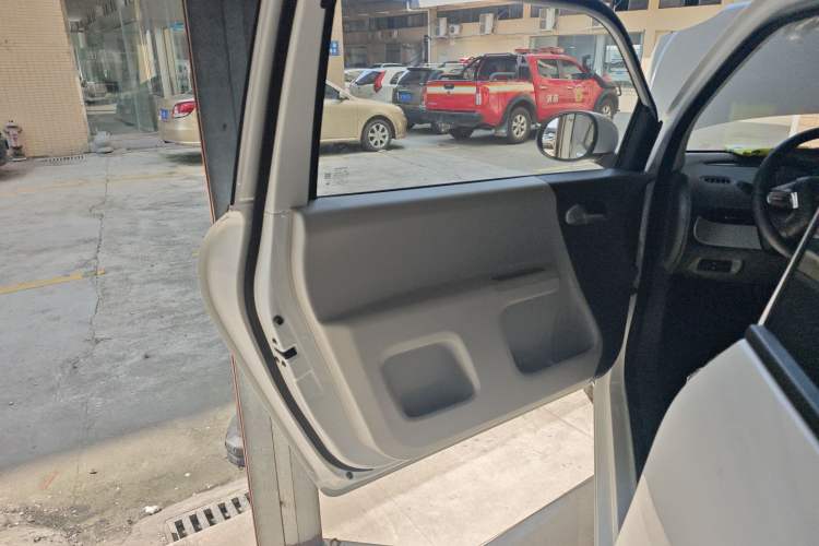 Used Changan Lumin 2025 205km Refreshing Edition
