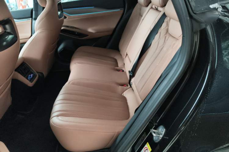 Used BYD Song L EV 2025 Intelligent Driving Version 662 km LiDAR Excellence Edition