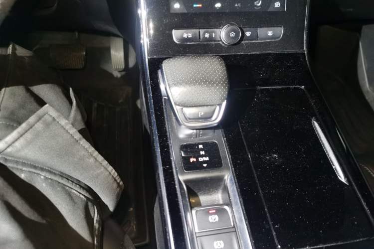 Used Roewe RX5 MAX 2019 300TGI Automatic 4G Connect Luxury Edition