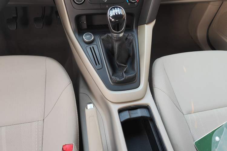 Used Ford Focus 2017 Sedan 1.6L Manual Comfort Plus SmartDrive Edition
