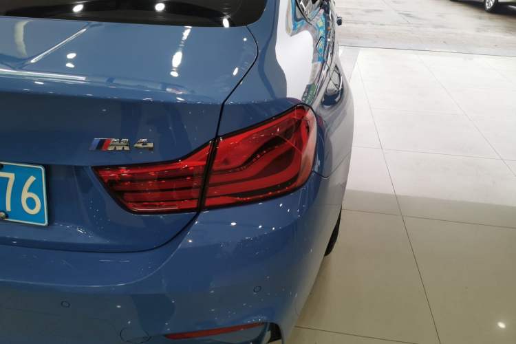 Used BMW M4 2014 M4 two-door coupe
