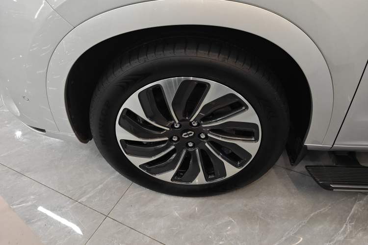 Used Hima AITO M7 2024 1.5T Rear-Drive Plus Version 5 Seats