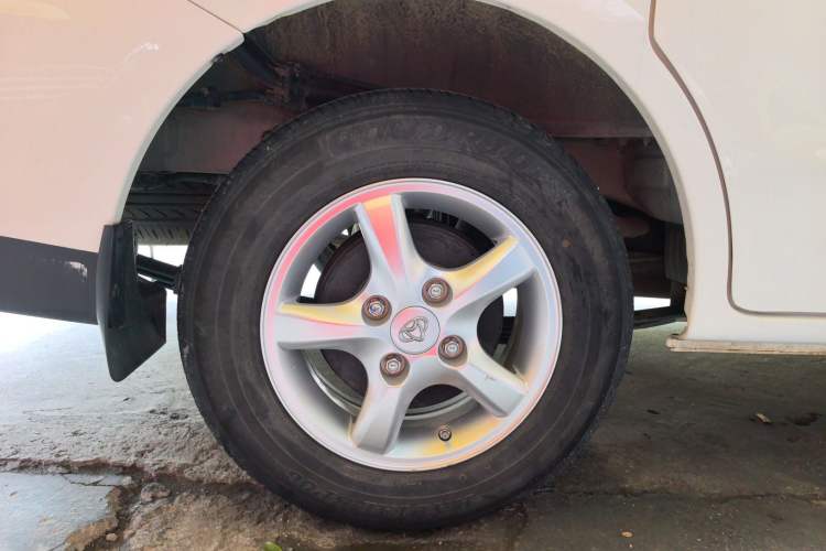 Used CHANGAN KAICHENG Ounuo S 2021 1.5L Ono S Smart Edition Dual-Steaming Air-Conditioned Bus JL473QG Right Rear Wheel Hub