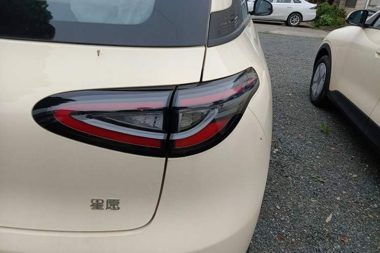 Used Geely Galaxy Geome 2026 Model 310km Youth Edition Right Rear Taillight