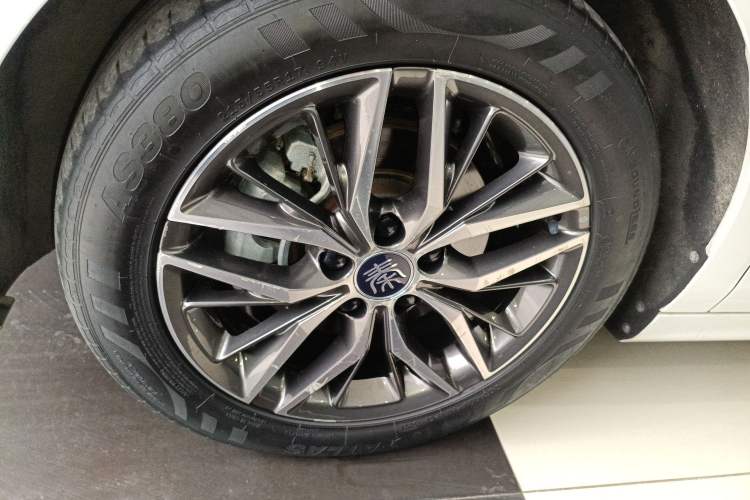 Used BYD Qin PLUS 2021 EV 400KM Luxury Model
