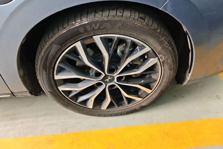 Used XPeng P5 2021 460G+ Right Front Wheel Hub