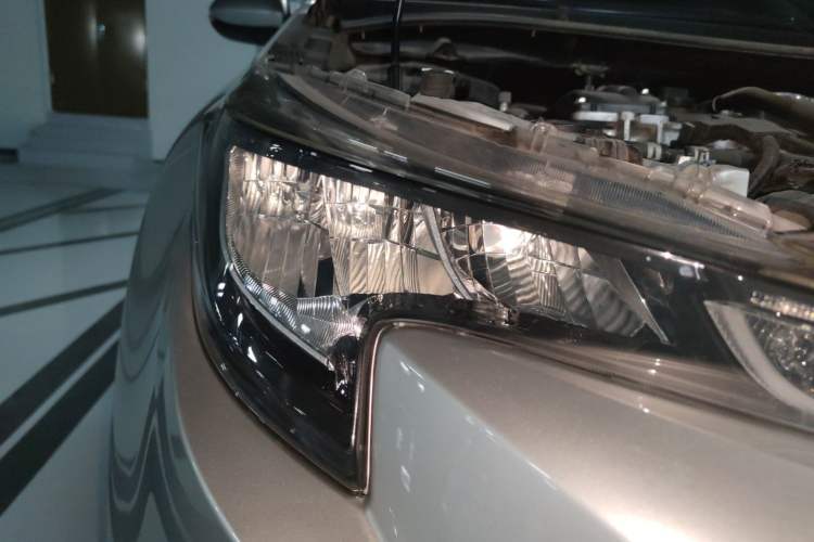 Used Toyota Levin 2019 Dual-Engine 1.8H E-CVT Luxury Edition China VI Standard
