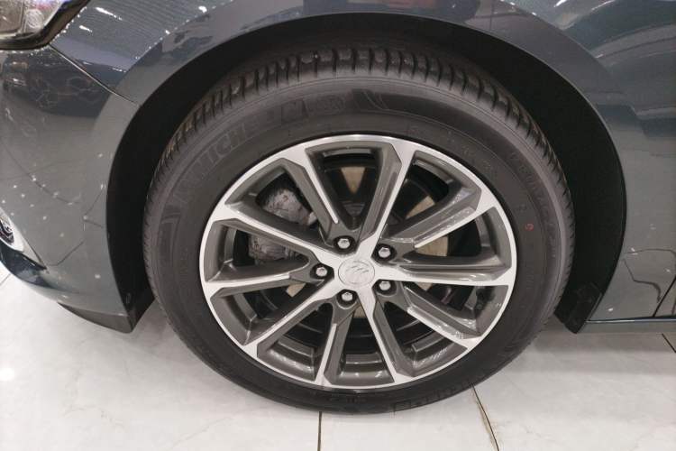 Used Buick LaCrosse 2022 652T Luxury Version
