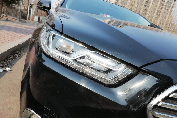 Used Ford Taurus 2017 EcoBoost 245 Flagship Model