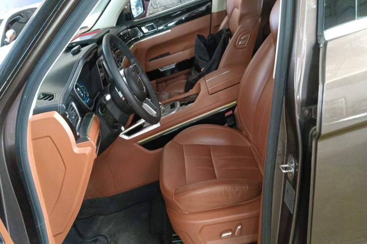 Used Zotye T700 2017 1.8T Dual-Clutch Prestige Model