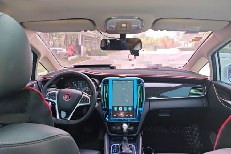 Used BYD Song MAX 2017 1.5T Automatic Smart Connect Elite 7-Seater Center Console