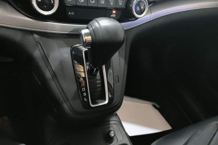 Used Honda CR-V 2016 2.0L two-wheel drive Urban Edition