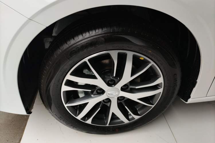 Used Geely Auto Emgrand 2026 Model 4th Generation 4 Millionth Anniversary Model 1.5L CVT Starry Edition Exterior 4