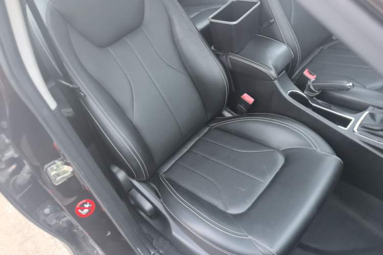 Used Geely Auto Emgrand 2016 Sedan 1.5L Manual Upward Edition