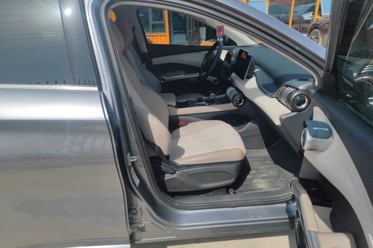 Used BYD Yuan PLUS 2024 Honor Edition 430KM Leading Model