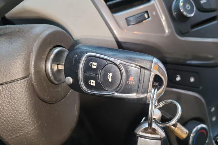 Used Chevrolet Cruze 2015 1.5L Classic SE AT
