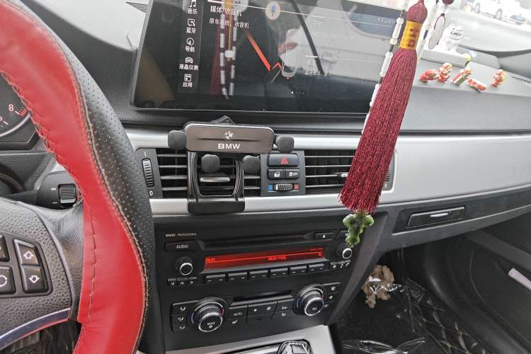 Used BMW 3 Series 2011 325i Convertible Coupe
