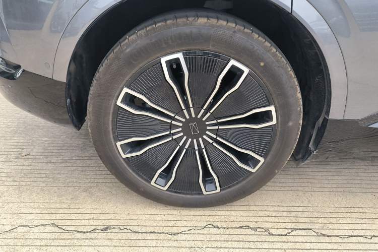 Used Avatr 07 2024 Ultra Range-Extended Four-Wheel Drive