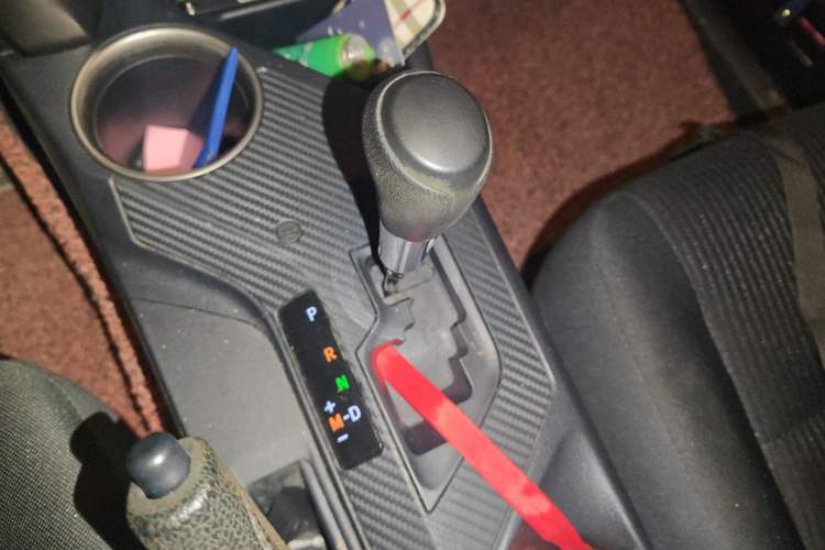 Used Toyota RAV4 2015 2.0L CVT Two-Wheel Drive Fashion Edition