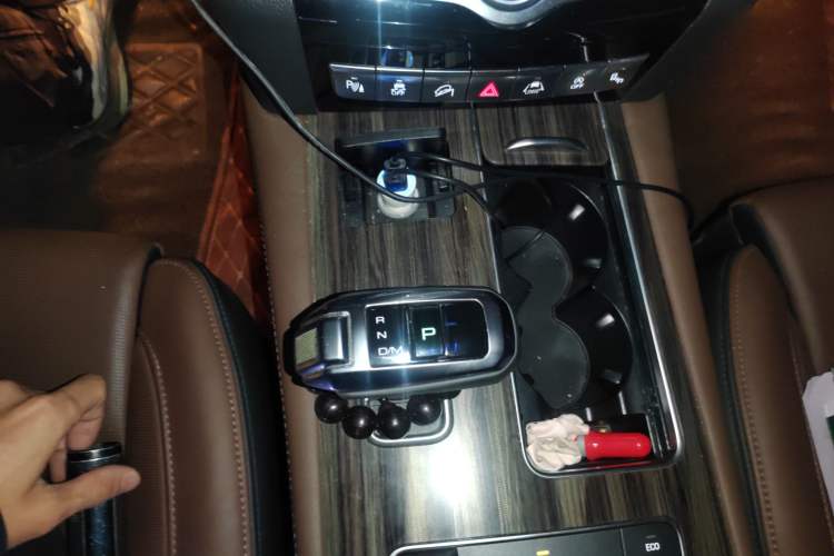 Used Haval H9 2017 2.0T Gasoline 4x4 Prestige Model 7 Seats